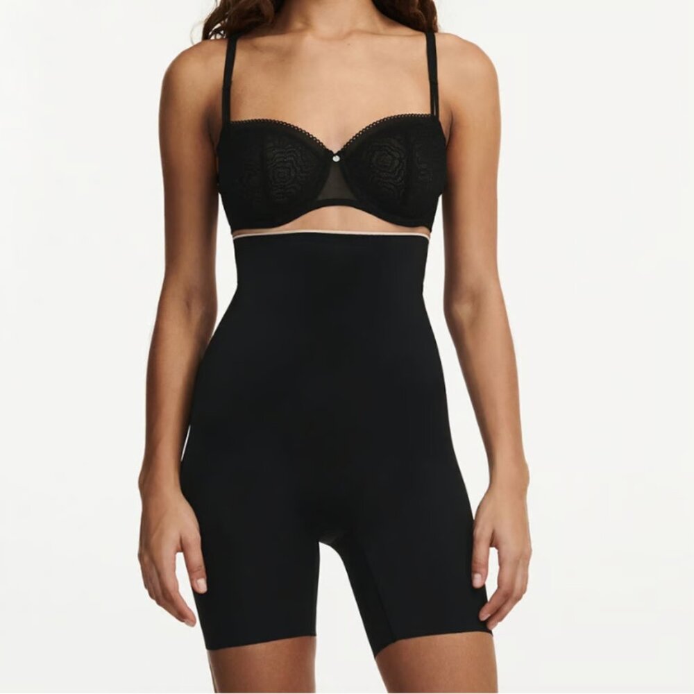 Chantelle Basic Shaping High Waist Mid-Thigh Long Leg Shapers Shorts Small